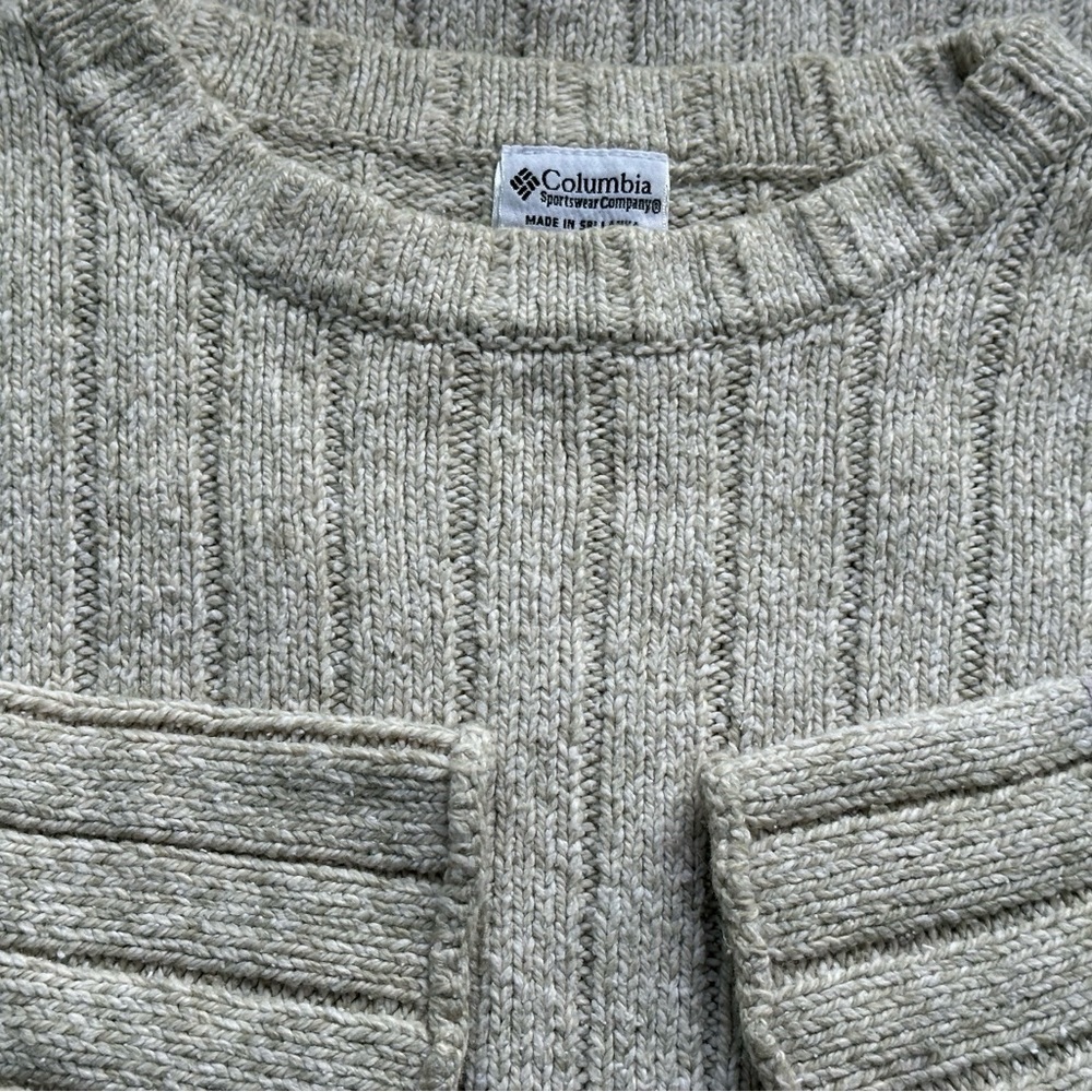 COLUMBIA sportswear sweater.  Oatmeal tan. LARGE